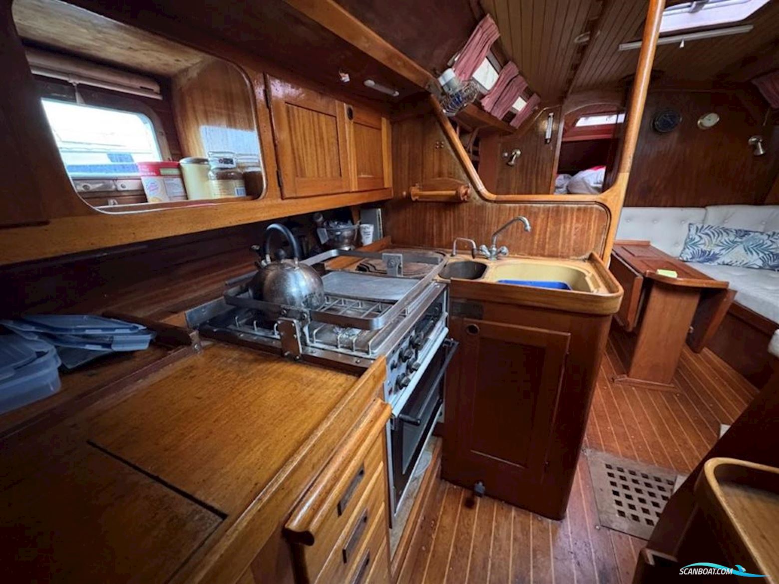 Aphrodite 42 Ketch