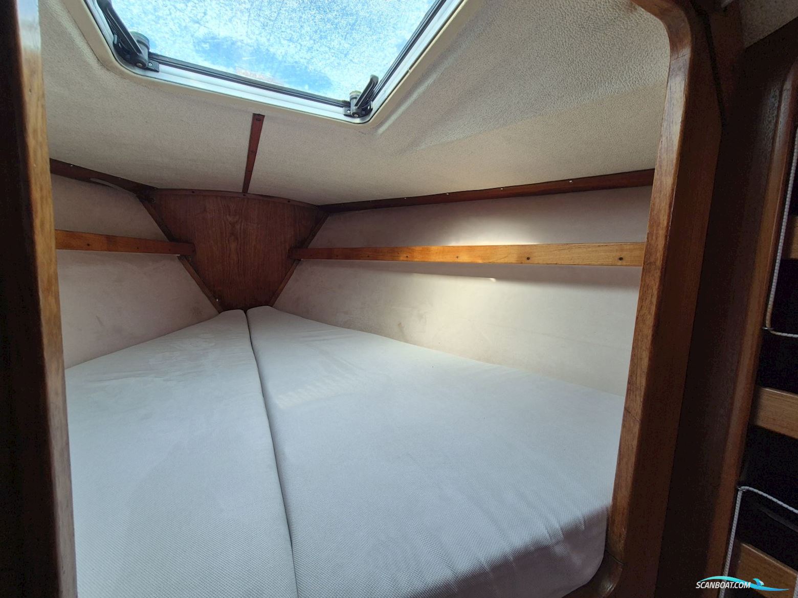 Arcona 32