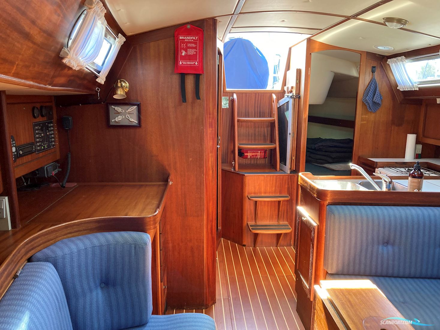 Arcona 36