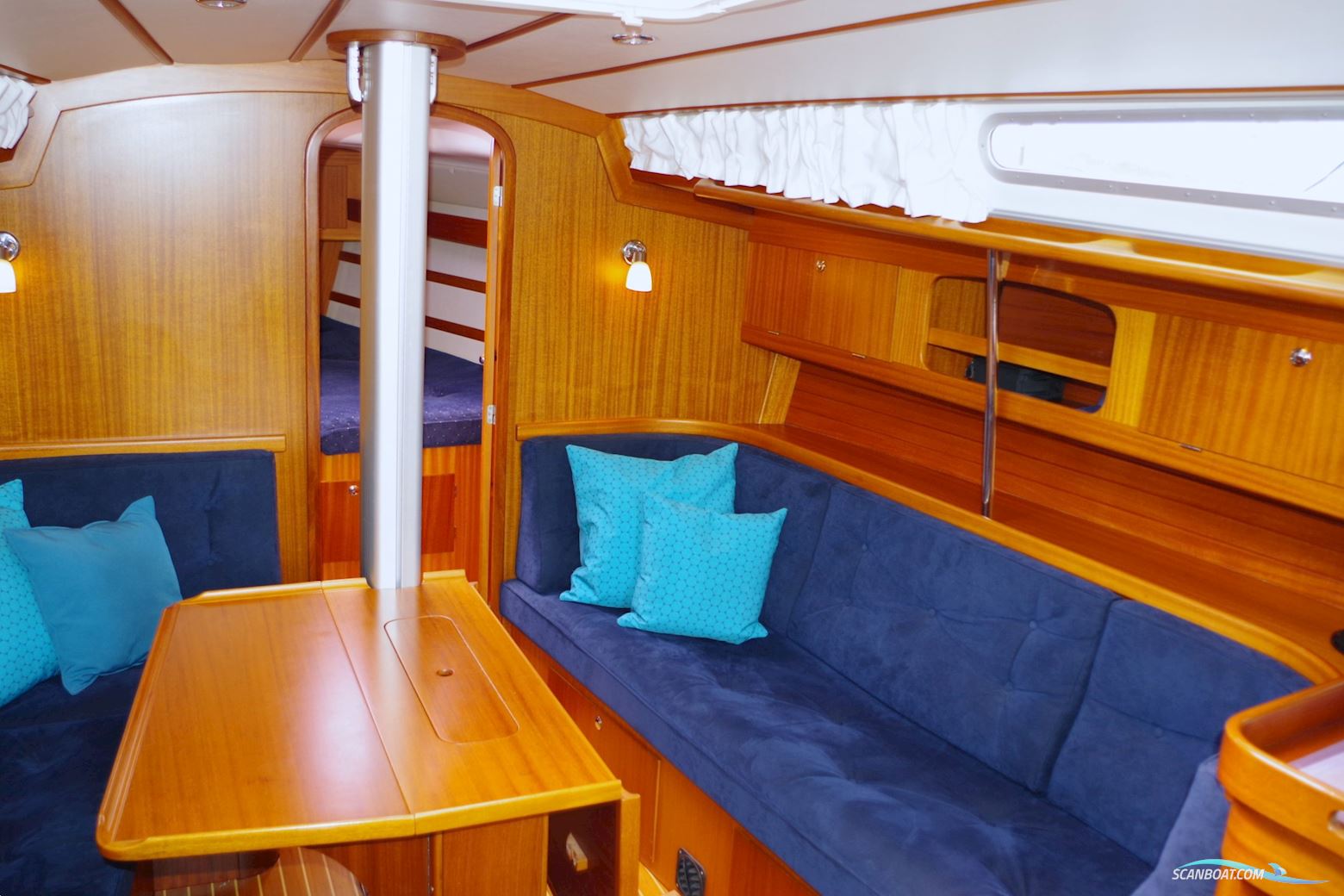 Arcona 370