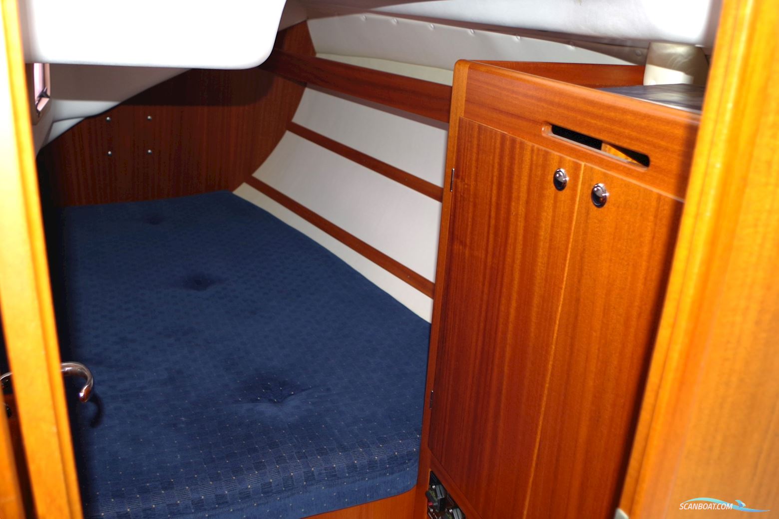 Arcona 370