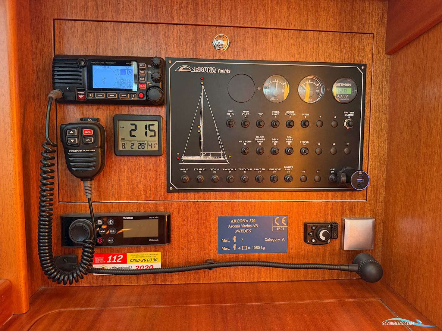 Arcona 370