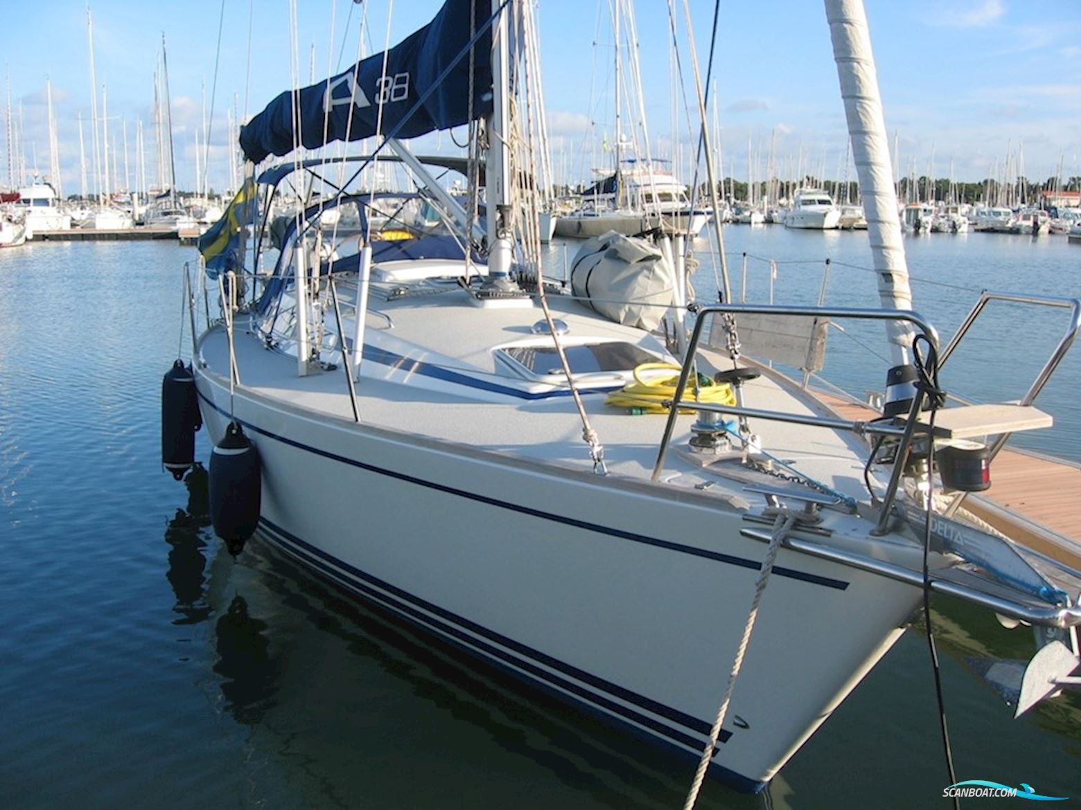 Arcona 38