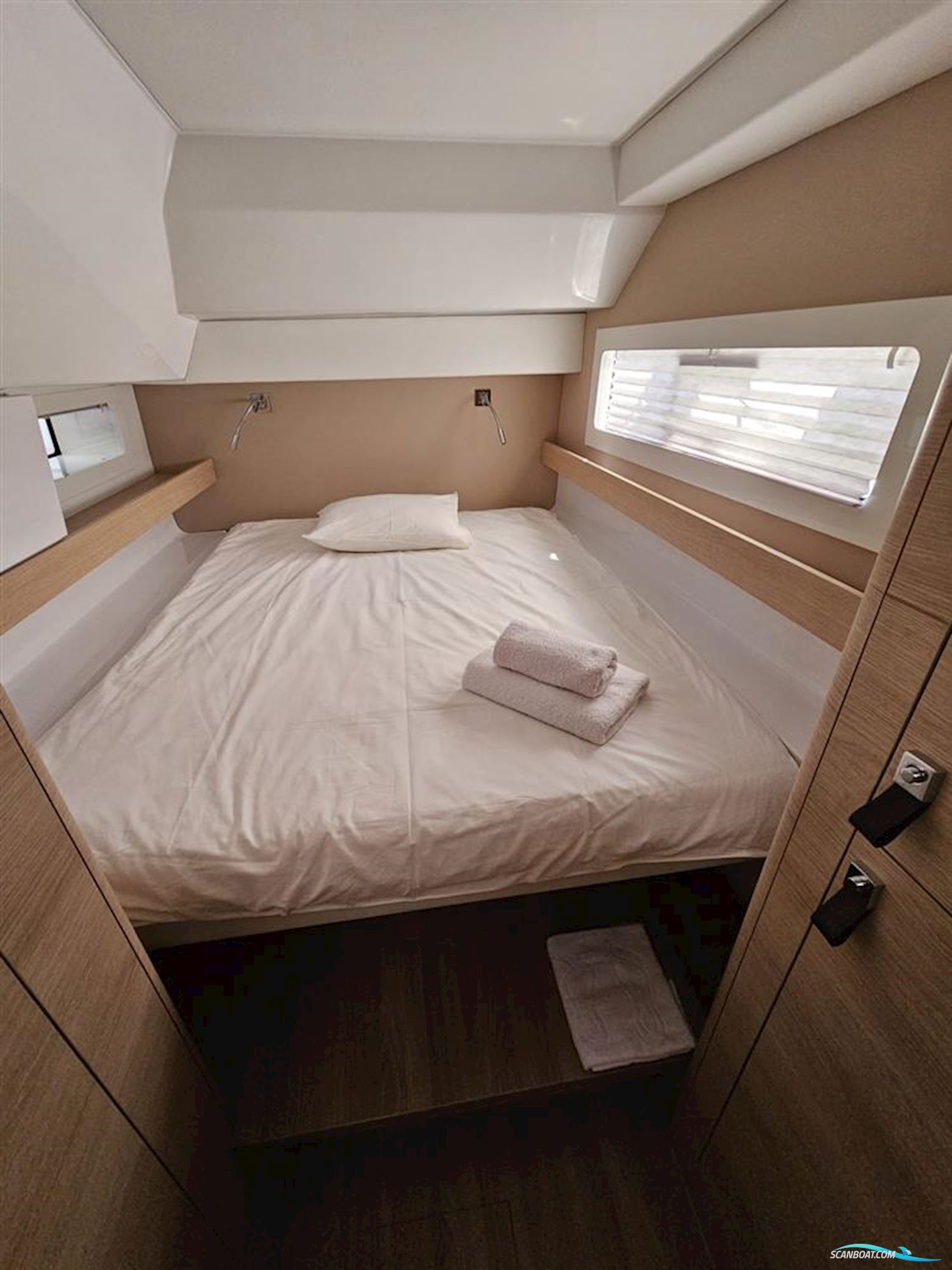 AVENTURA CATAMARANS Aventura 37