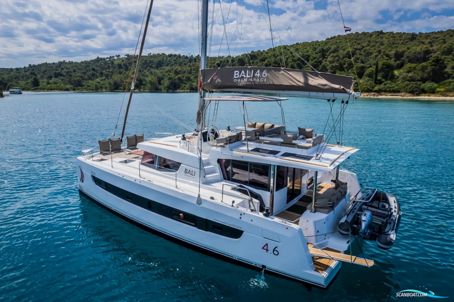 Bali 4.6 Zeilboten 2021, met yanmar motor, France