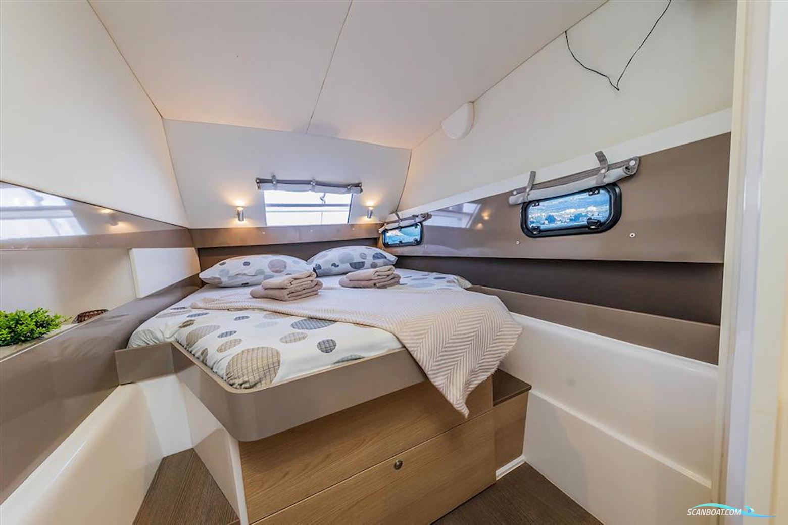 Bali Catamarans 4.1