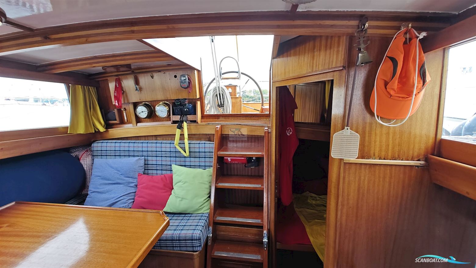 Baltika 10,40 m Decksalon Segelyacht