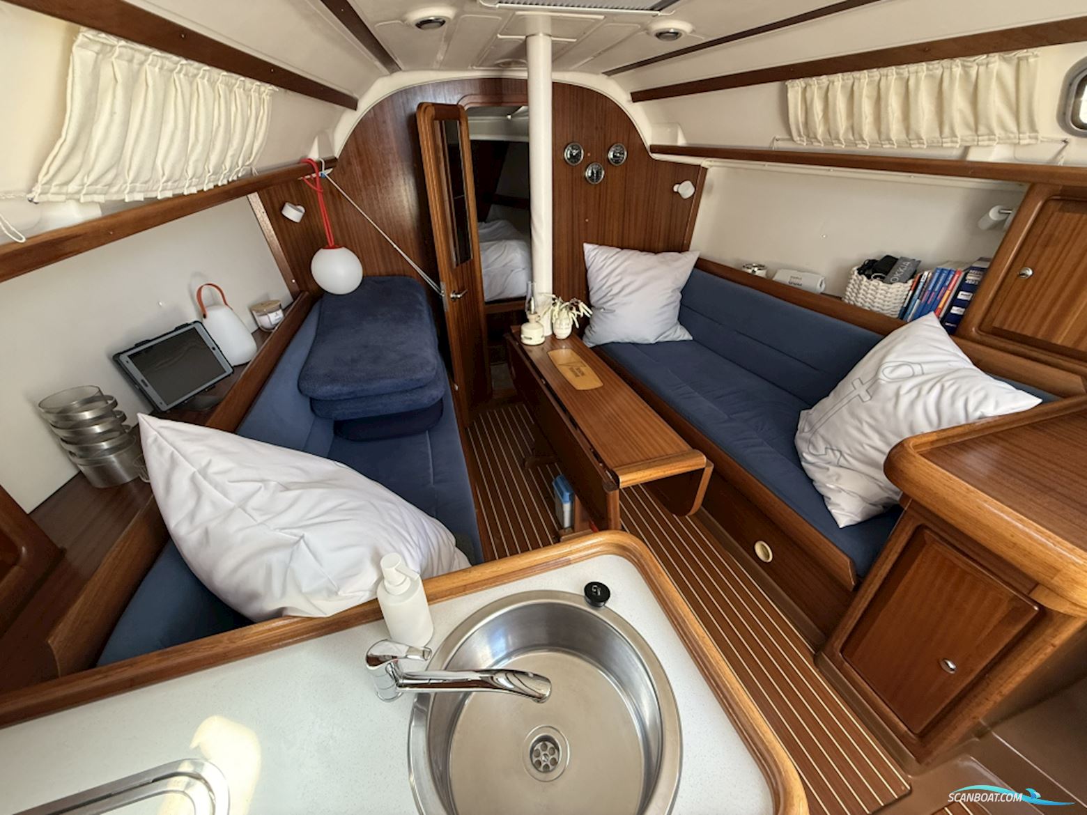 Bavaria  32 Holiday