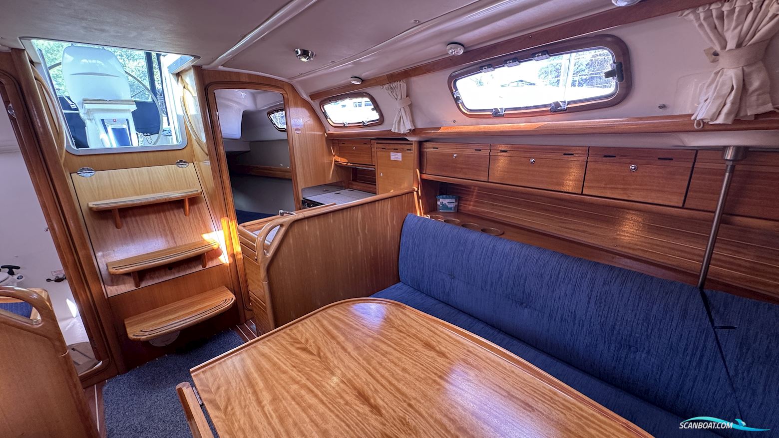 Bavaria 30