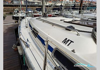 Bavaria 31 Zeilboten 2000, met Volvo Penta motor, Portugal