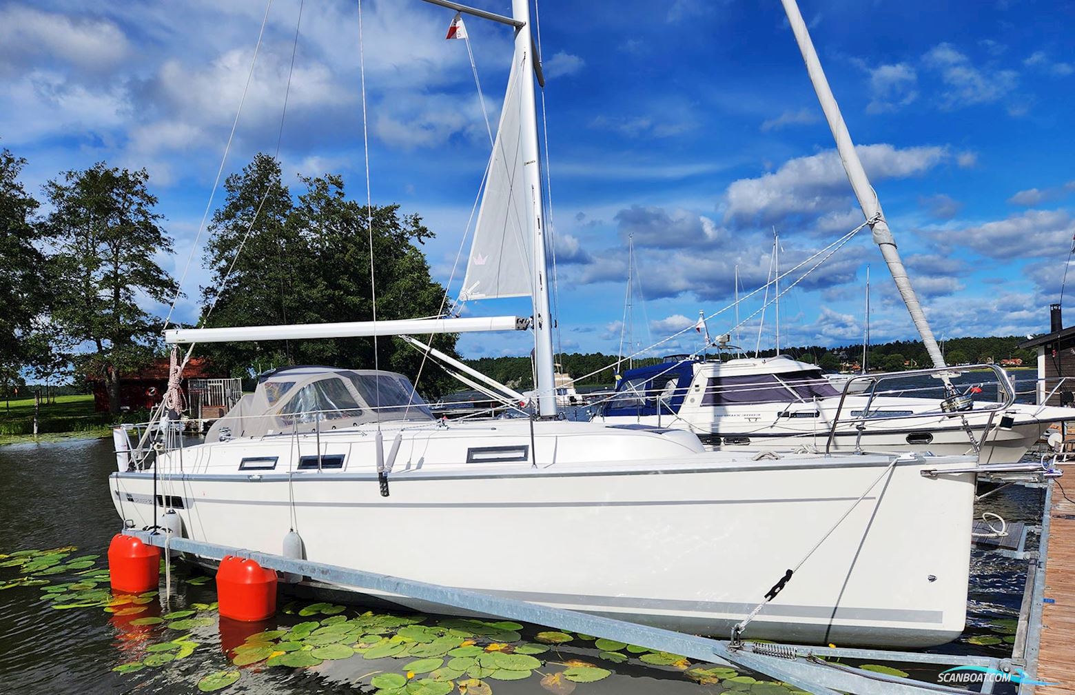 Bavaria 32 Cruiser Zeilboten 2011, met Volvo Penta D1-20 motor, Sweden
