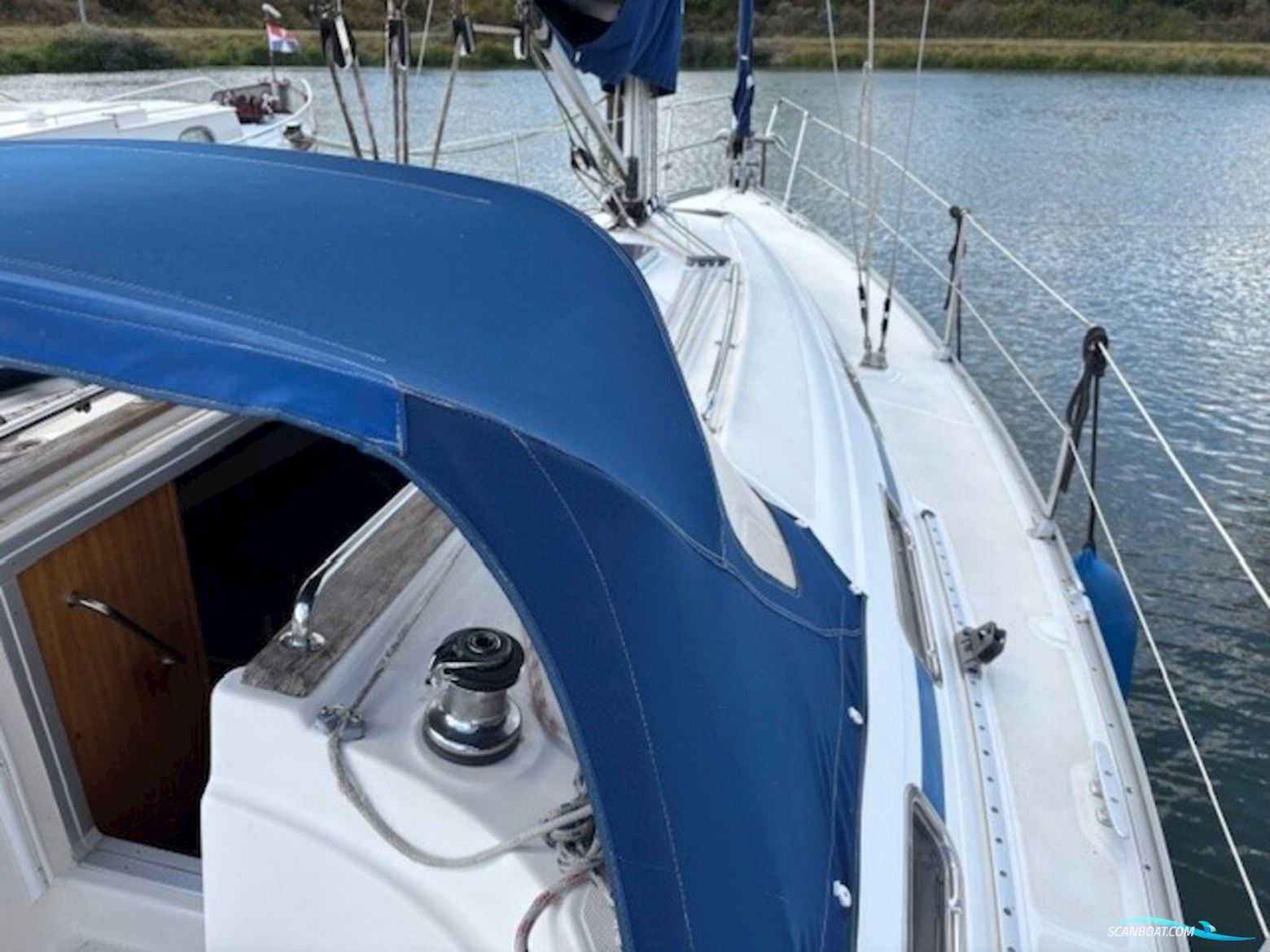 Bavaria 32