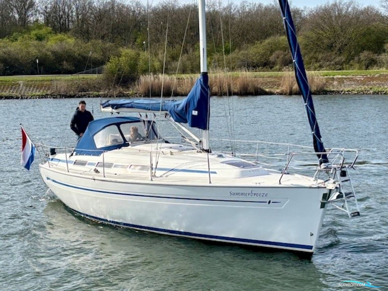 Bavaria 32