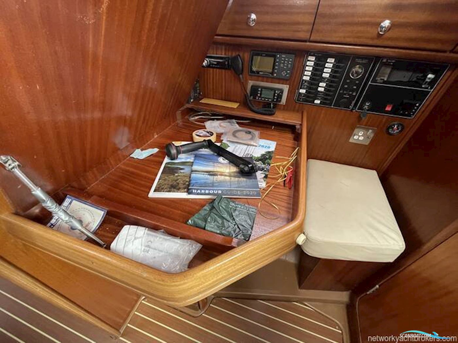 Bavaria 32