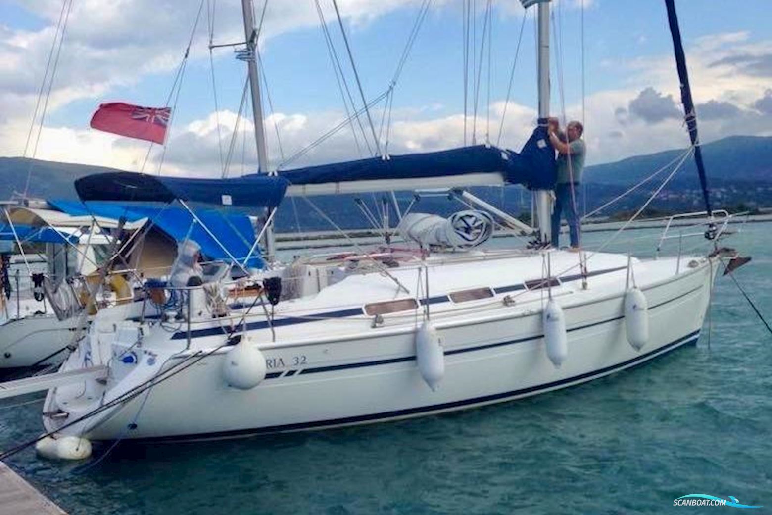 Bavaria 32 Zeilboten 2004, met Volvo Penta MD2020 motor, Griekenland