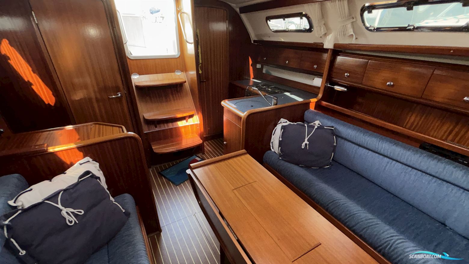 Bavaria 32