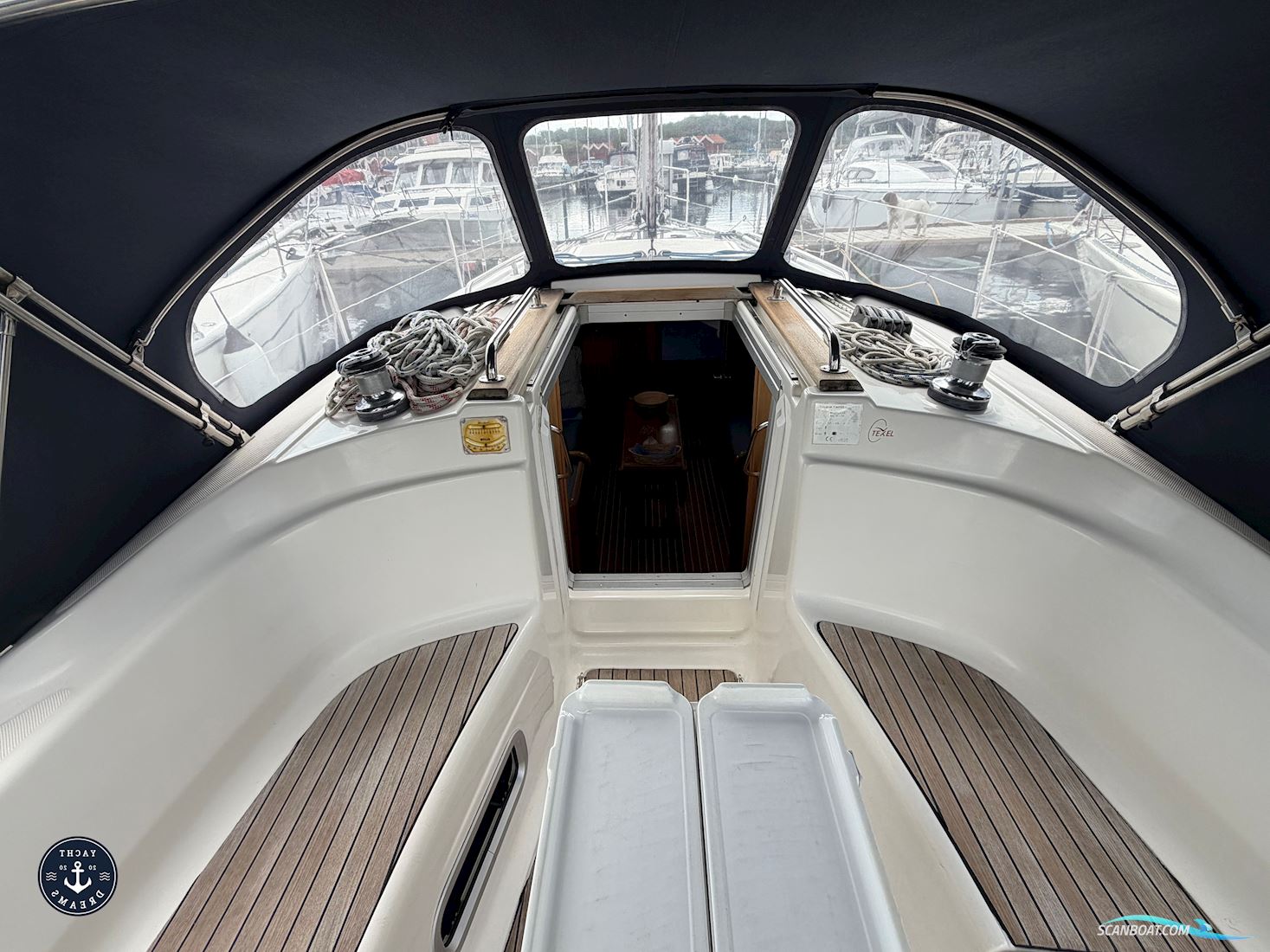 Bavaria 32