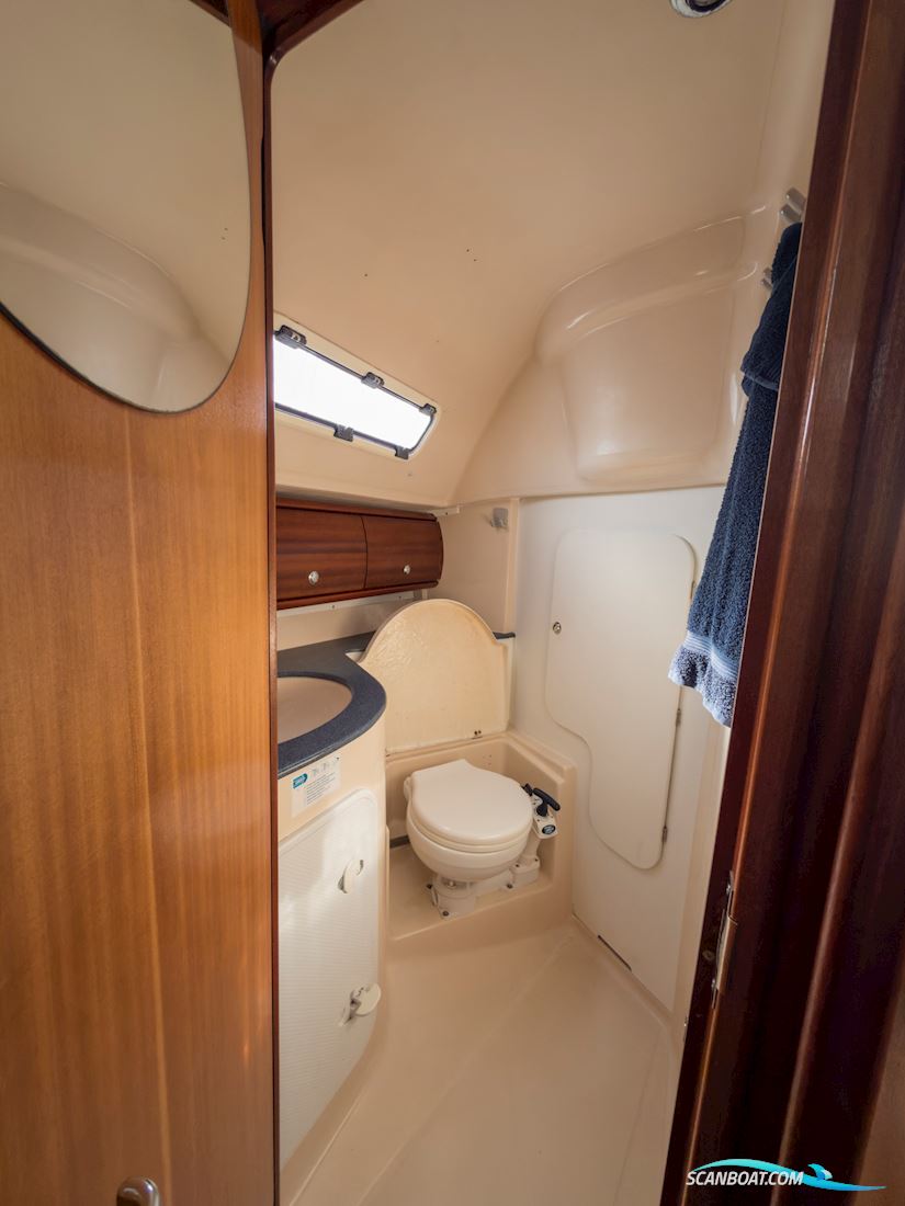 Bavaria 32