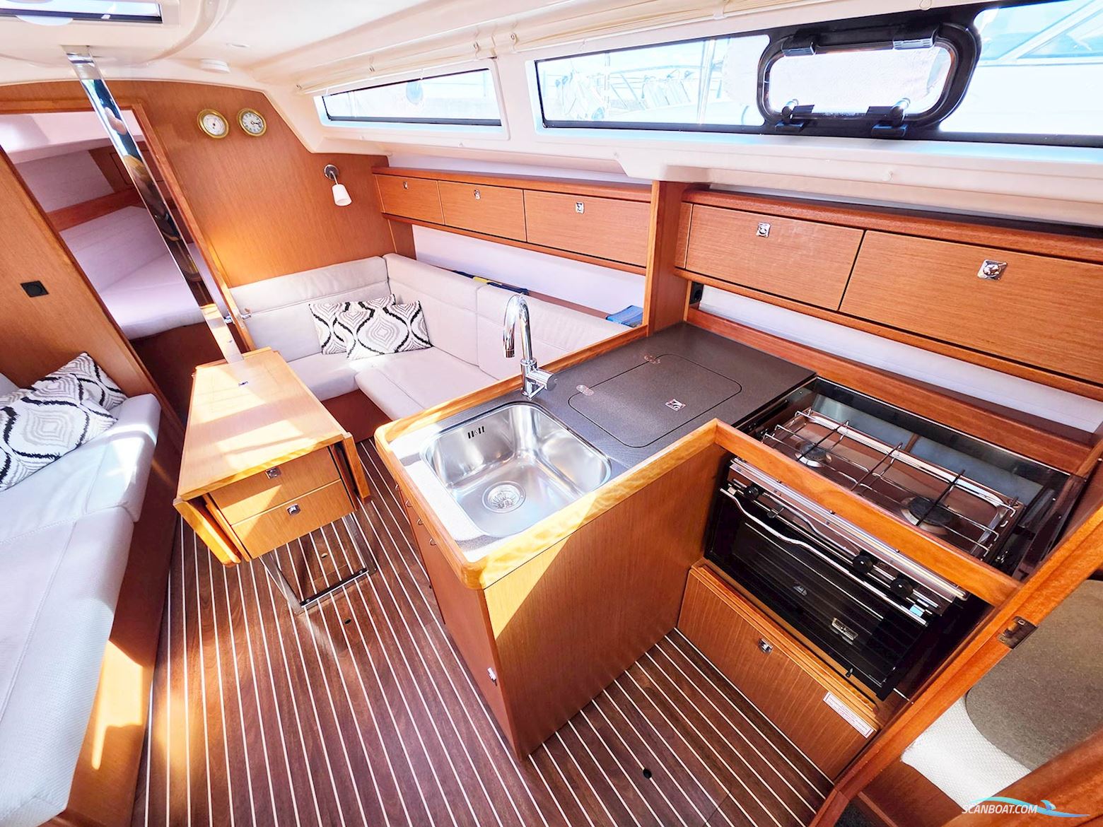 Bavaria 33 Cruiser