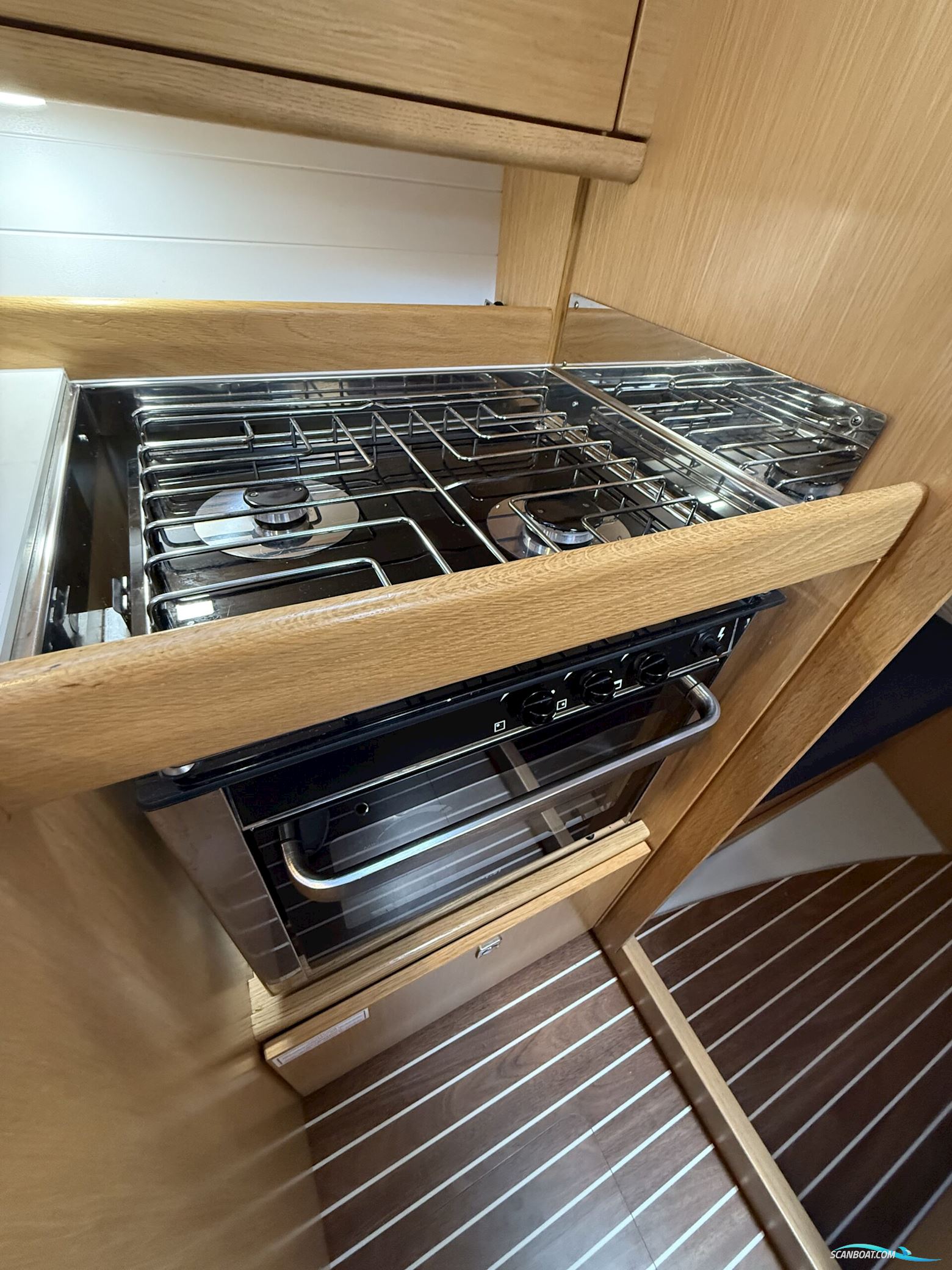 Bavaria 34 Cruiser Style