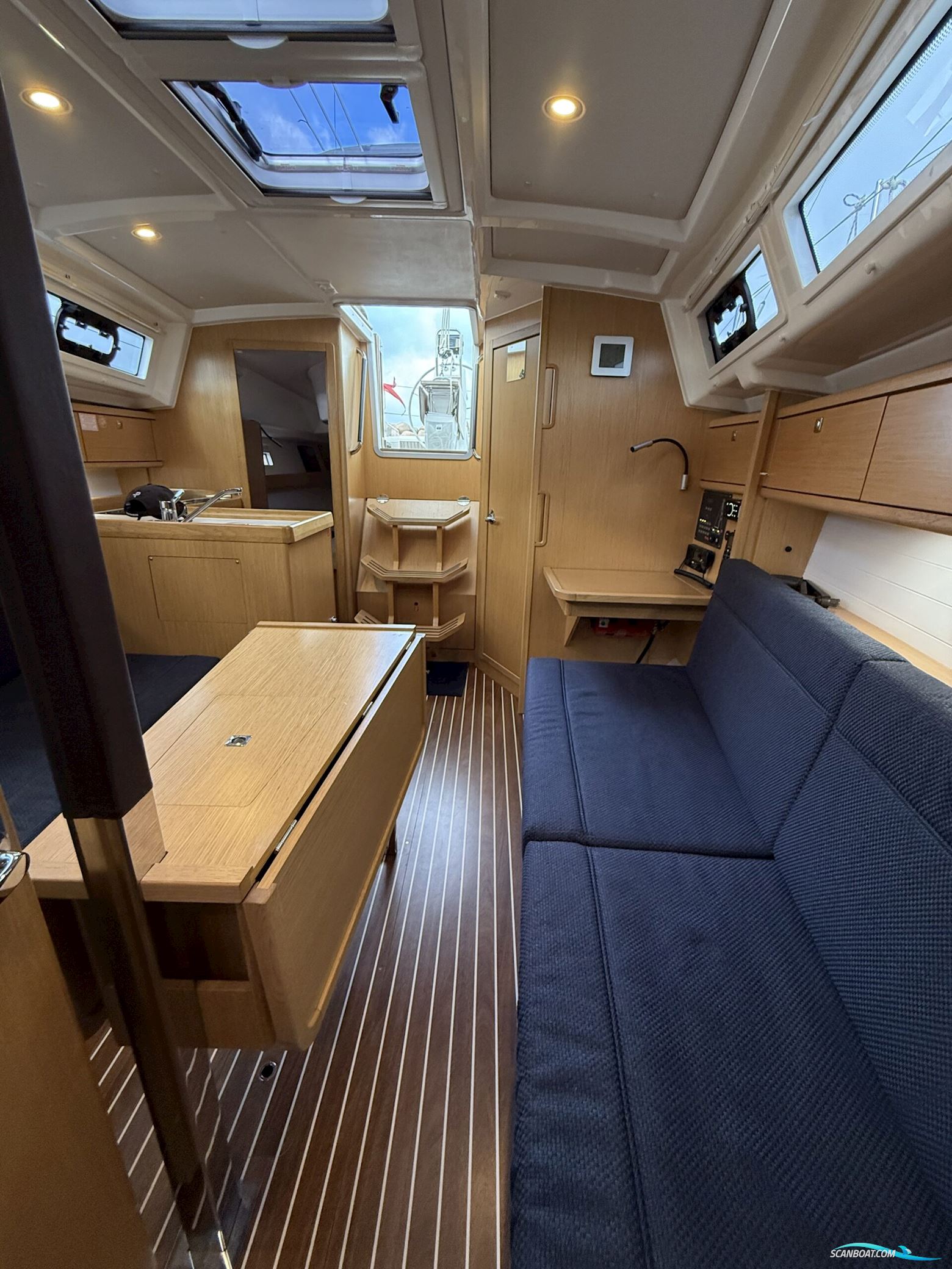 Bavaria 34 Cruiser Style