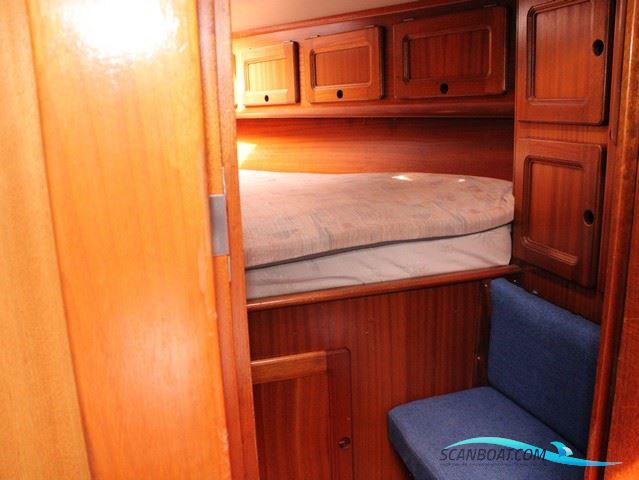 Bavaria 350 Lagoon