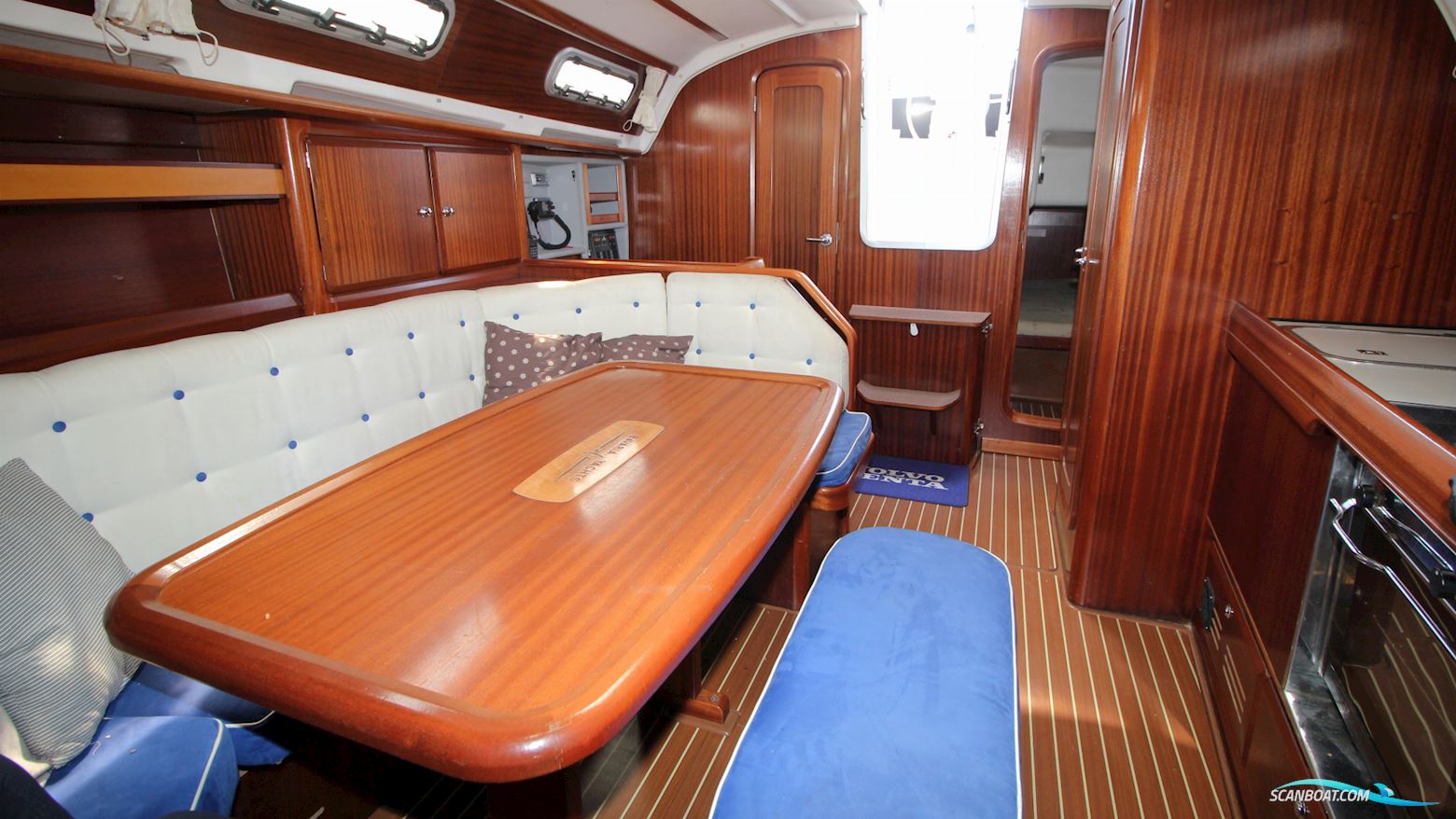 Bavaria 36-3