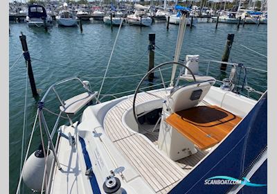 Bavaria 36 Cruiser 2 Cabins Zeilboten 2003, met Volvo Penta MD 2030 motor, Denemarken