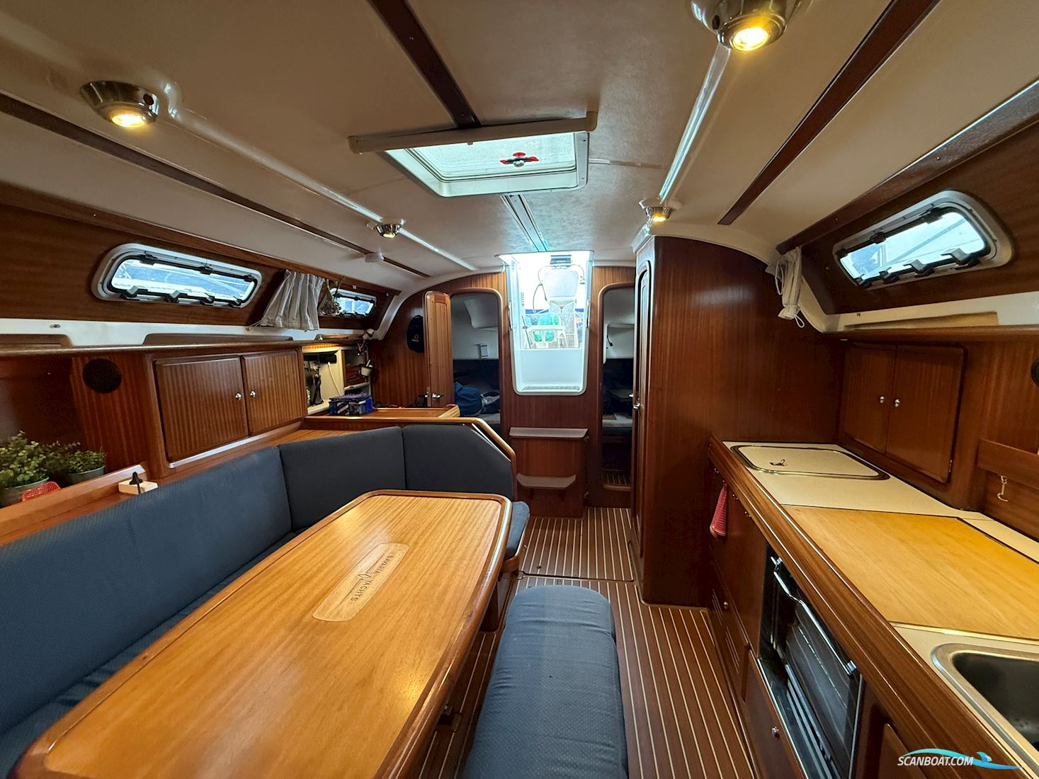 Bavaria 36 Holiday
