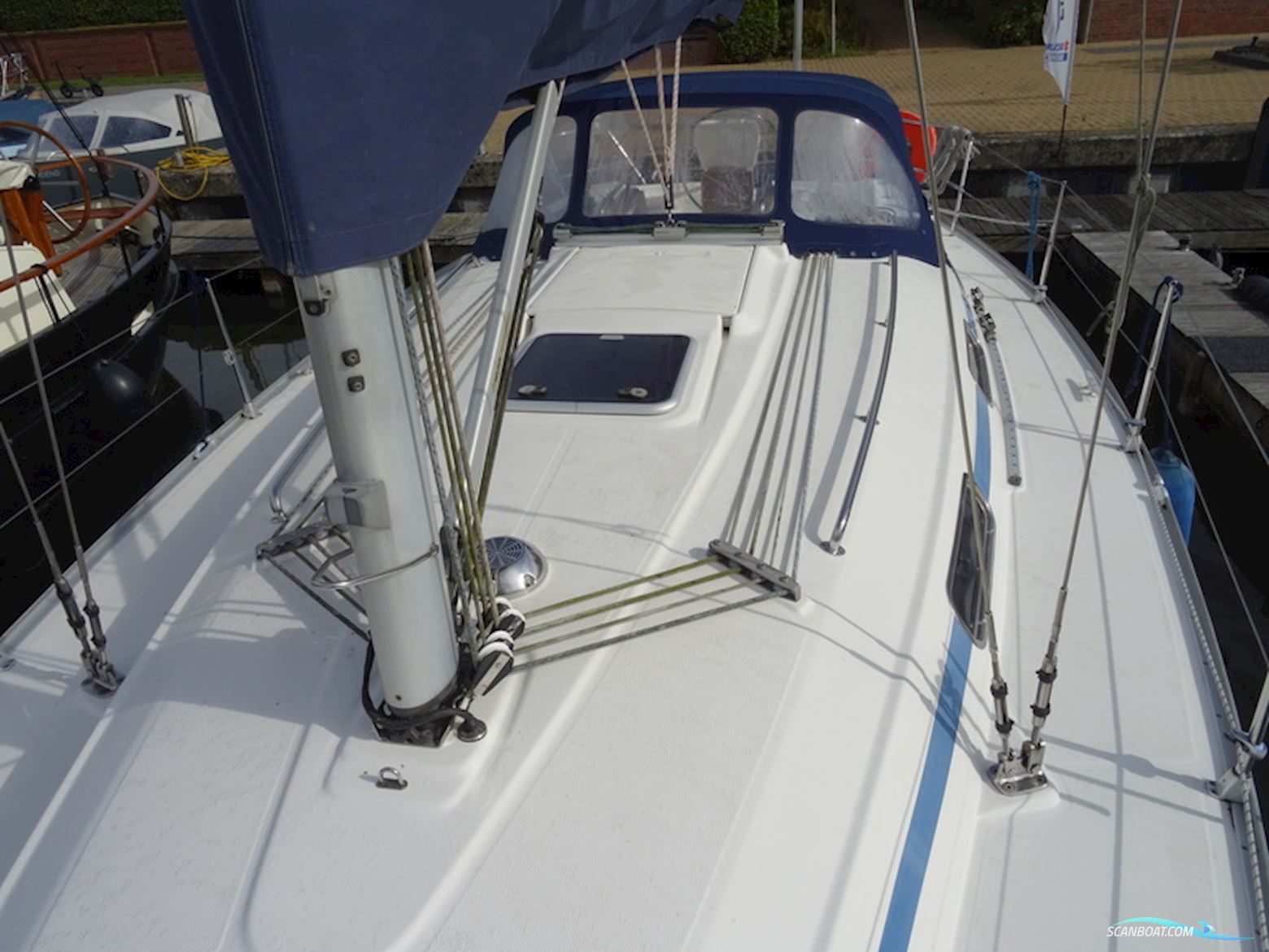 Bavaria 37-3
