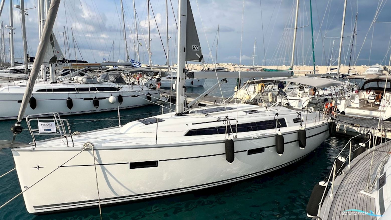 Bavaria 37 Cruiser Zeilboten 2016, met Volvo Penta motor, Griekenland