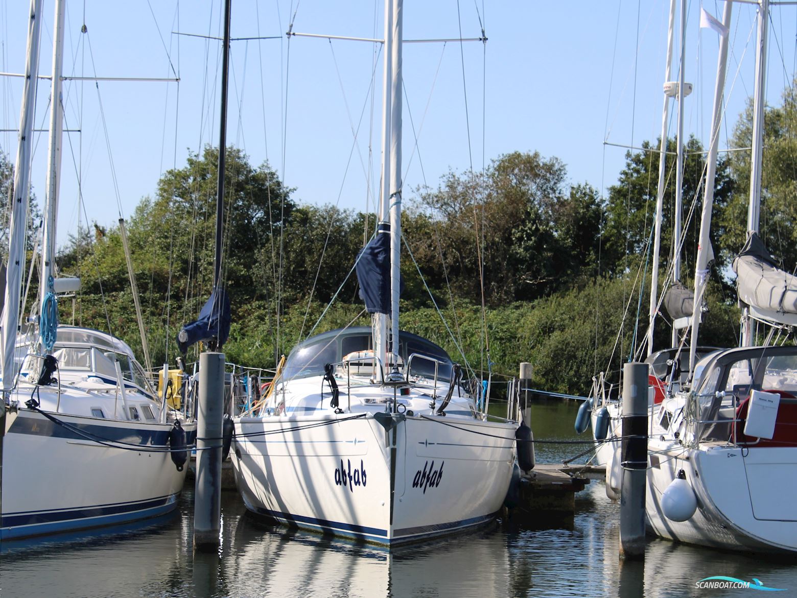 Bavaria 37 Cruiser Zeilboten 2006, met Volvo Penta D1-30 motor, The Netherlands