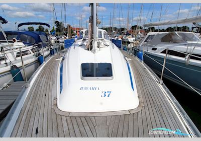 Bavaria 37 Exclusive Zeilboten 1996, met Volvo Penta motor, The Netherlands