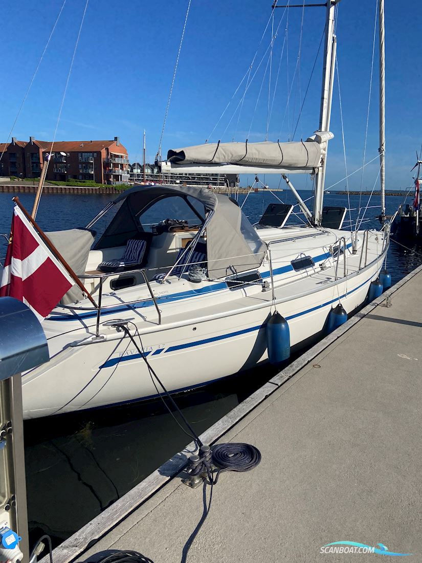 Bavaria 37