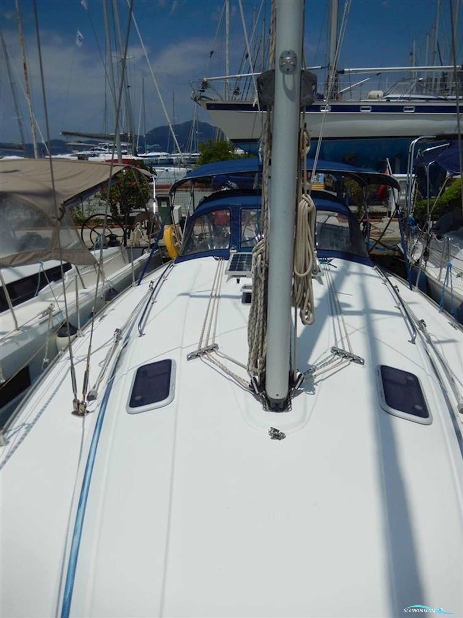 Bavaria 38 CRUISER