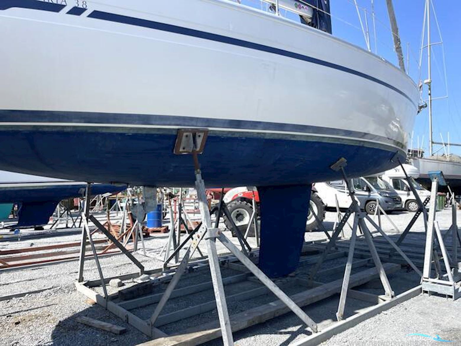 Bavaria 38