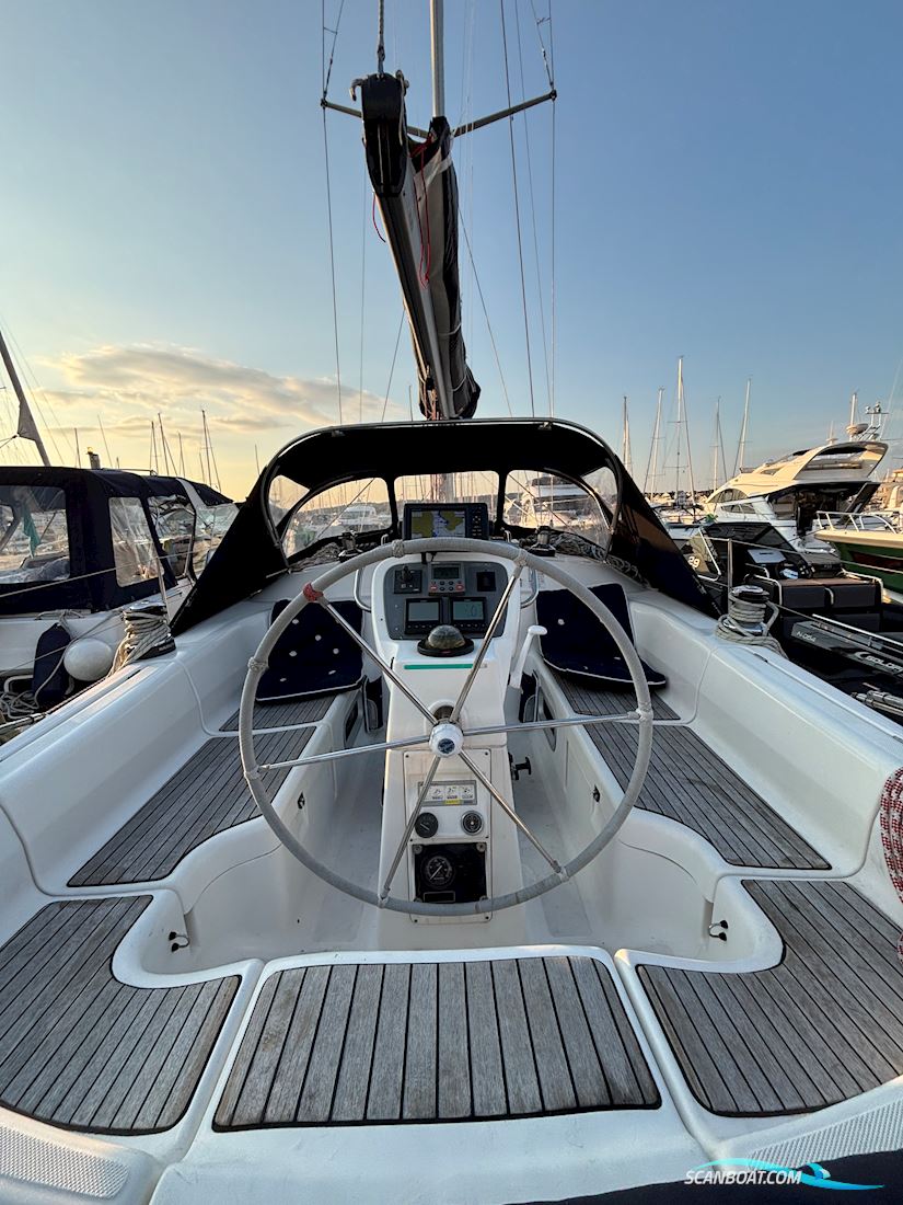 Bavaria 38