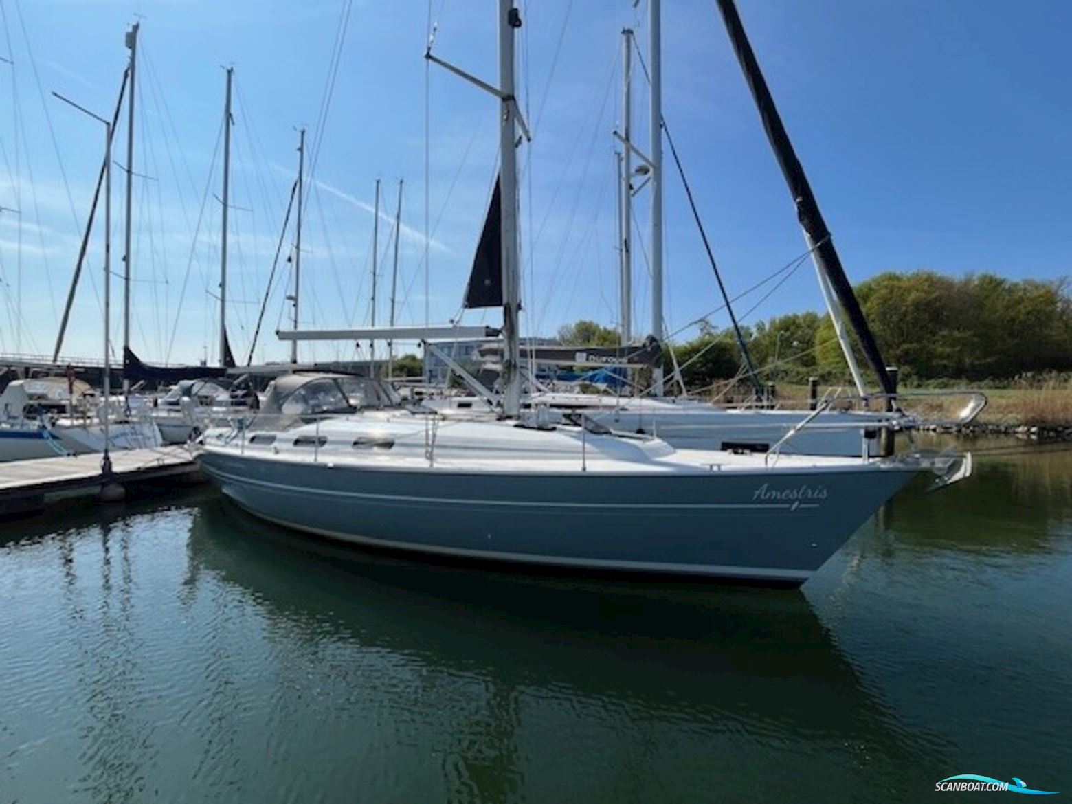 Bavaria 38
