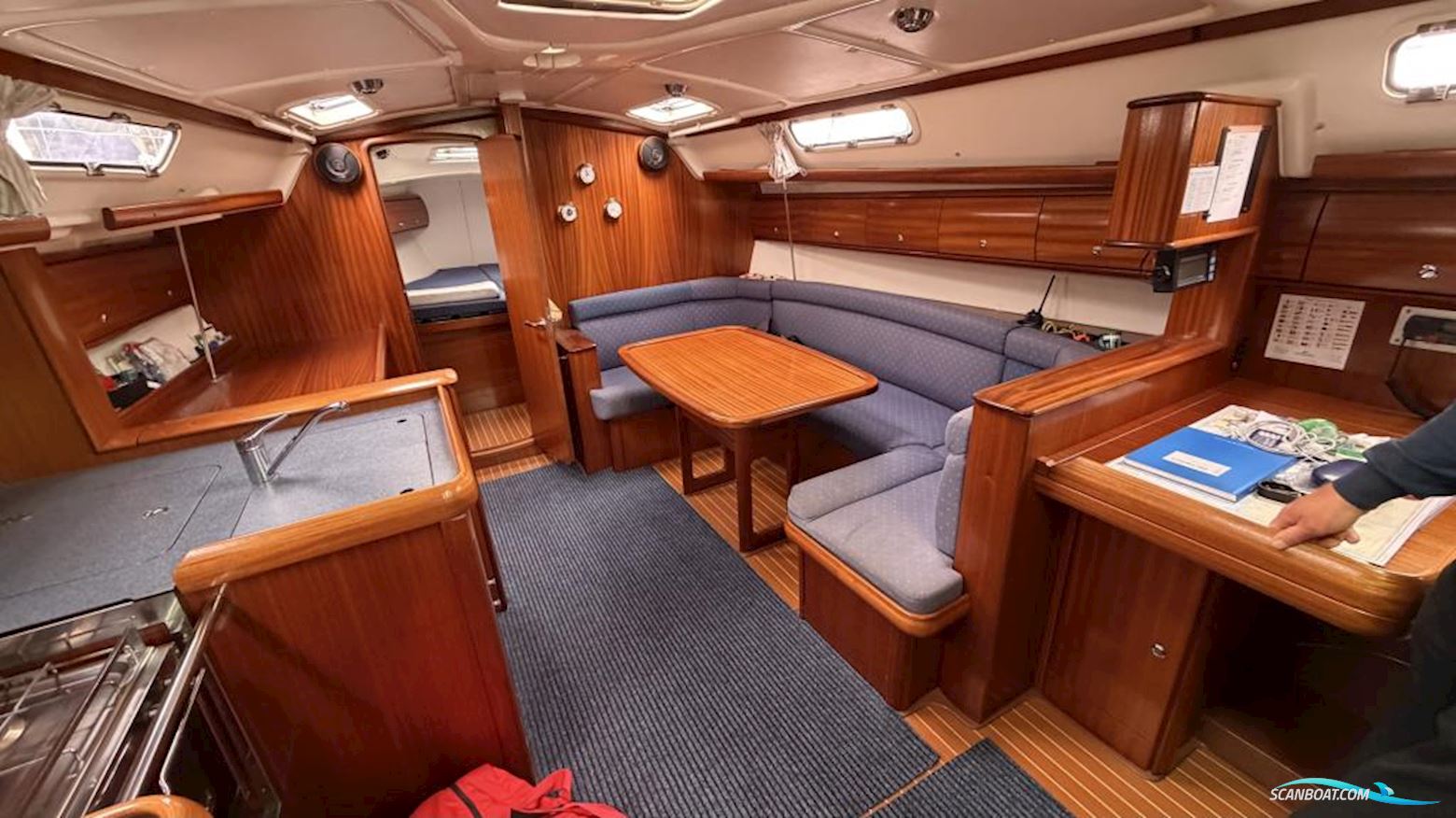Bavaria 38