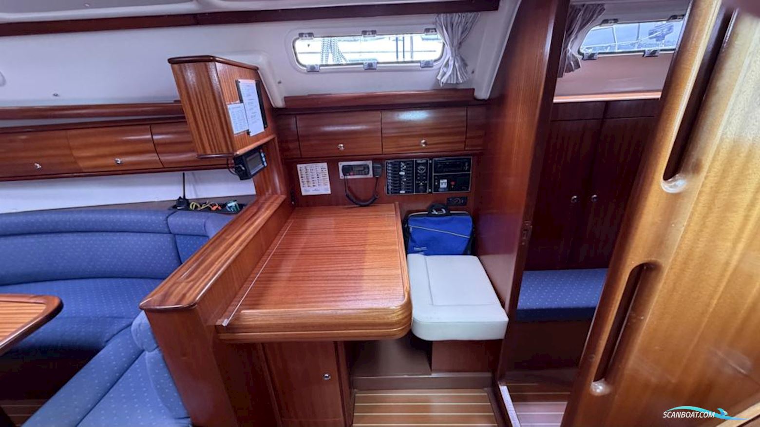 Bavaria 38