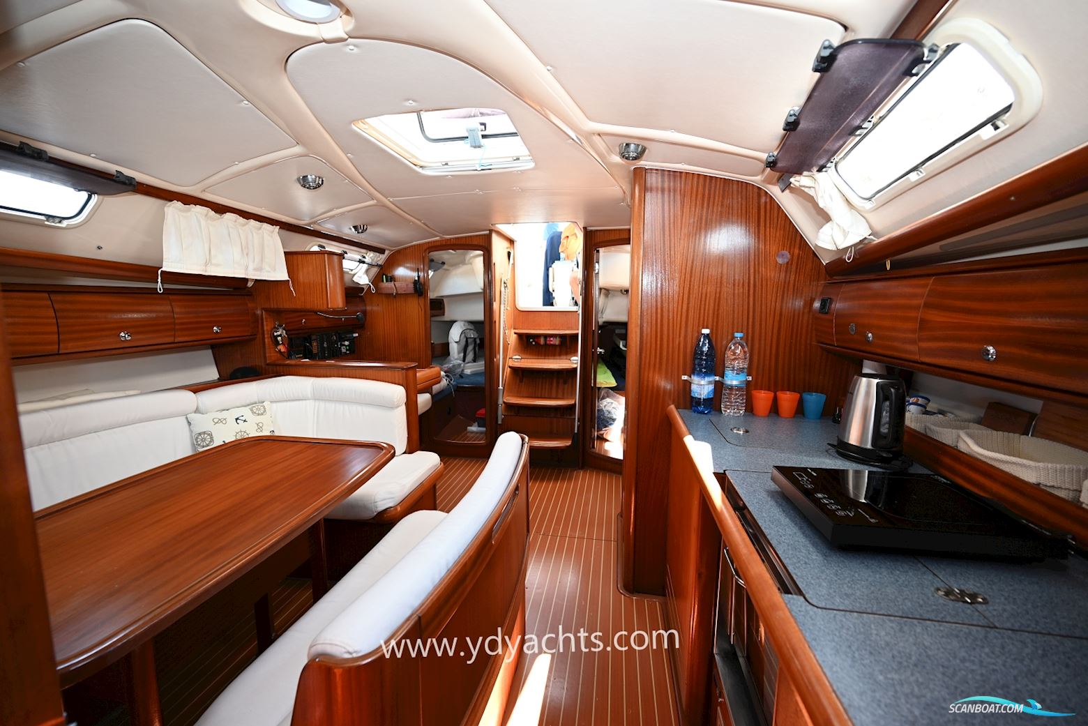 Bavaria 38