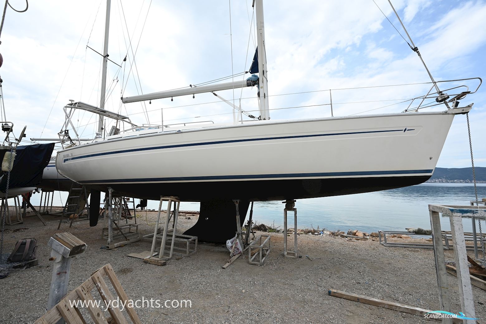 Bavaria 38