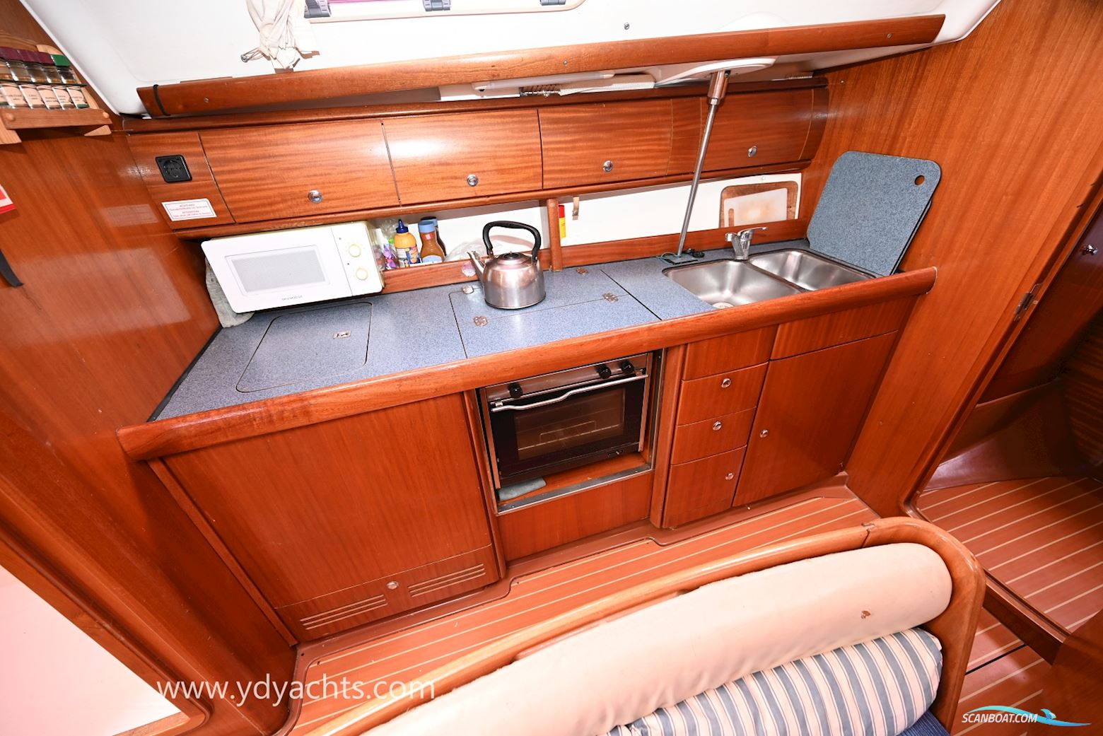 Bavaria 38