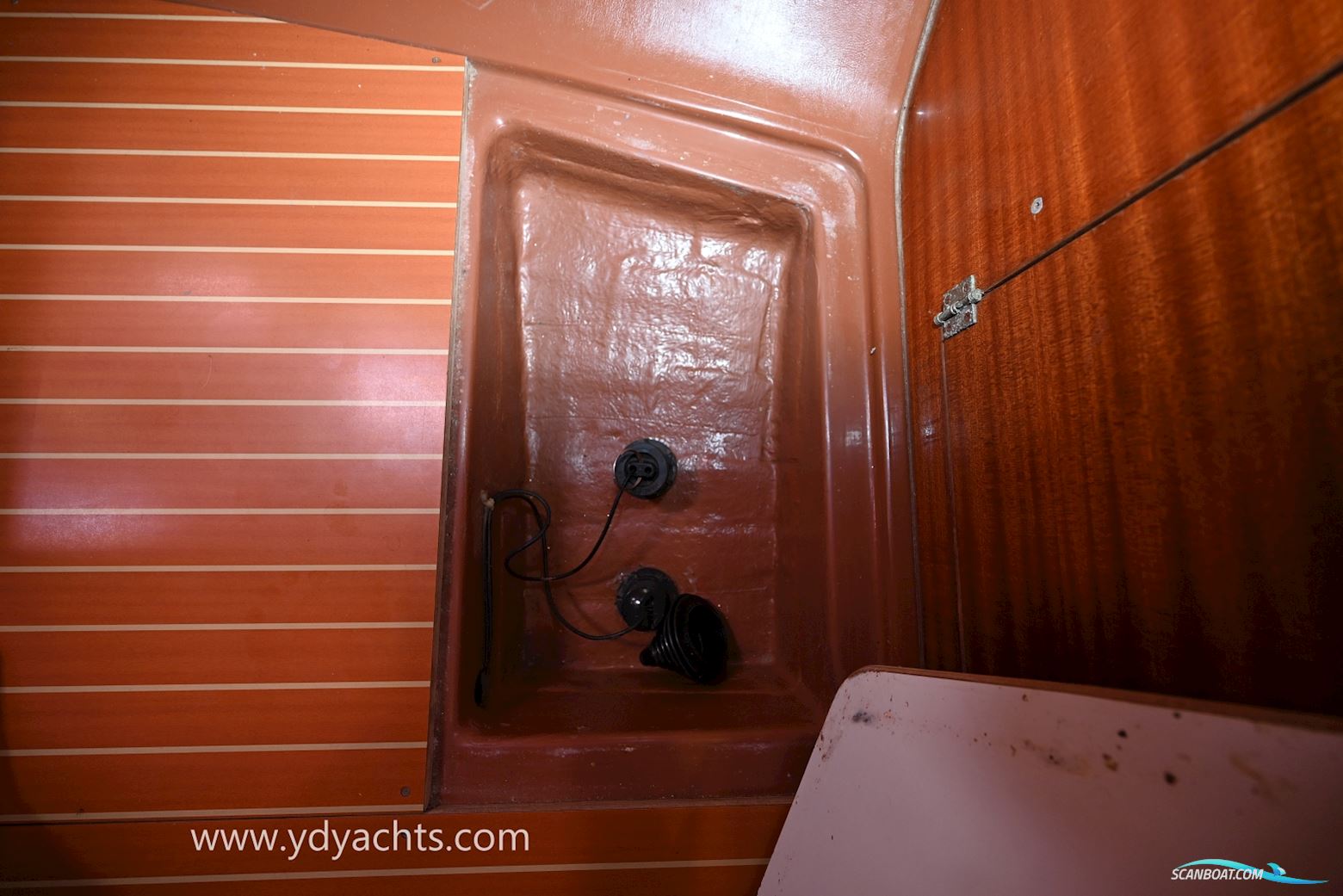 Bavaria 38