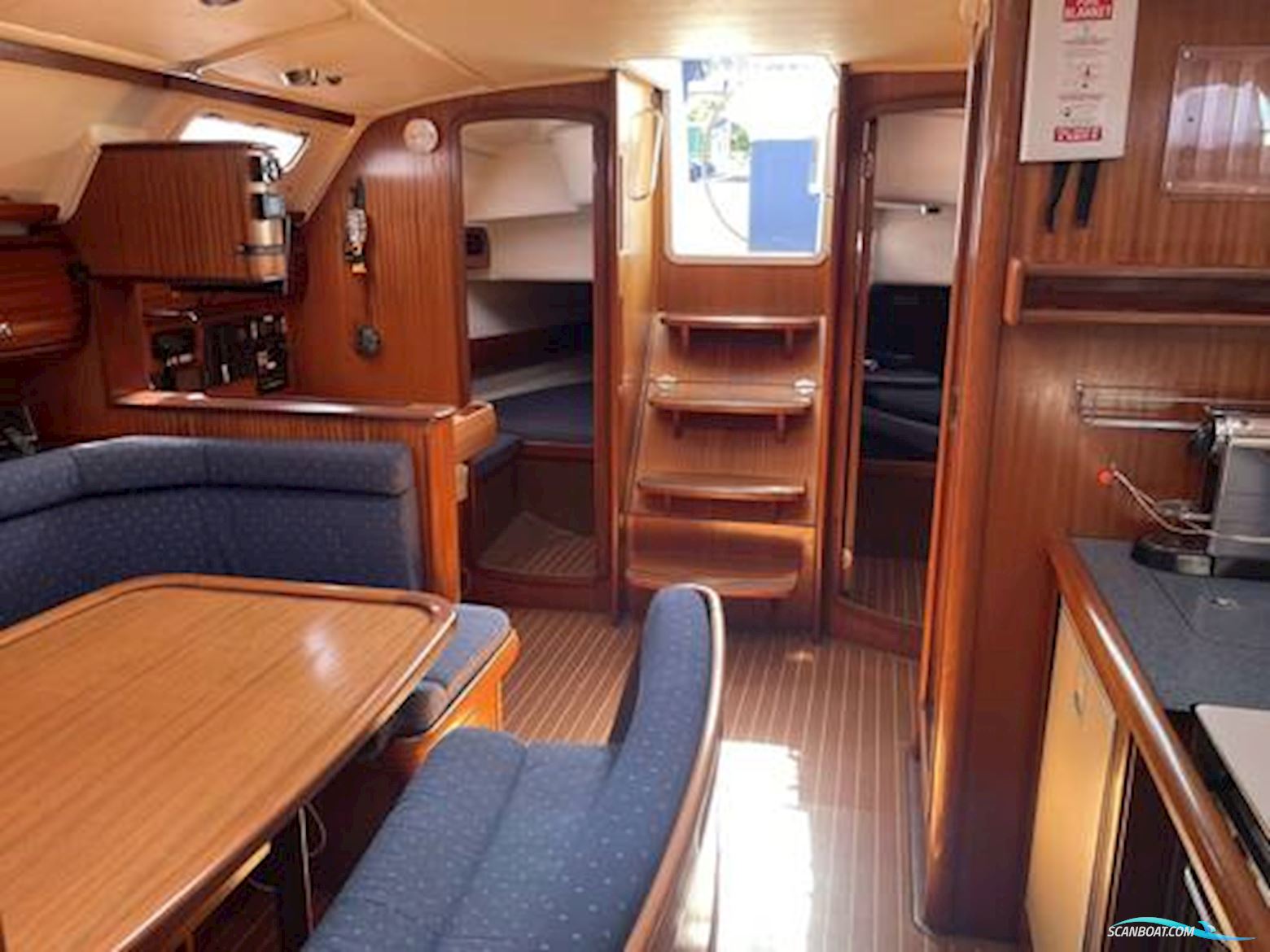 Bavaria 38