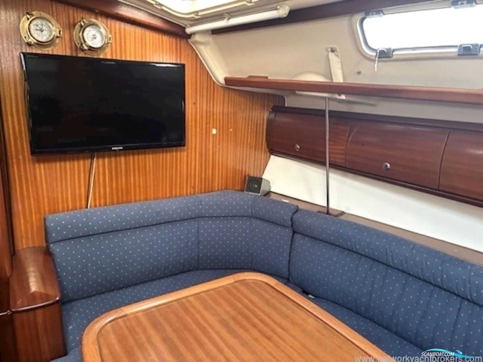 Bavaria 38