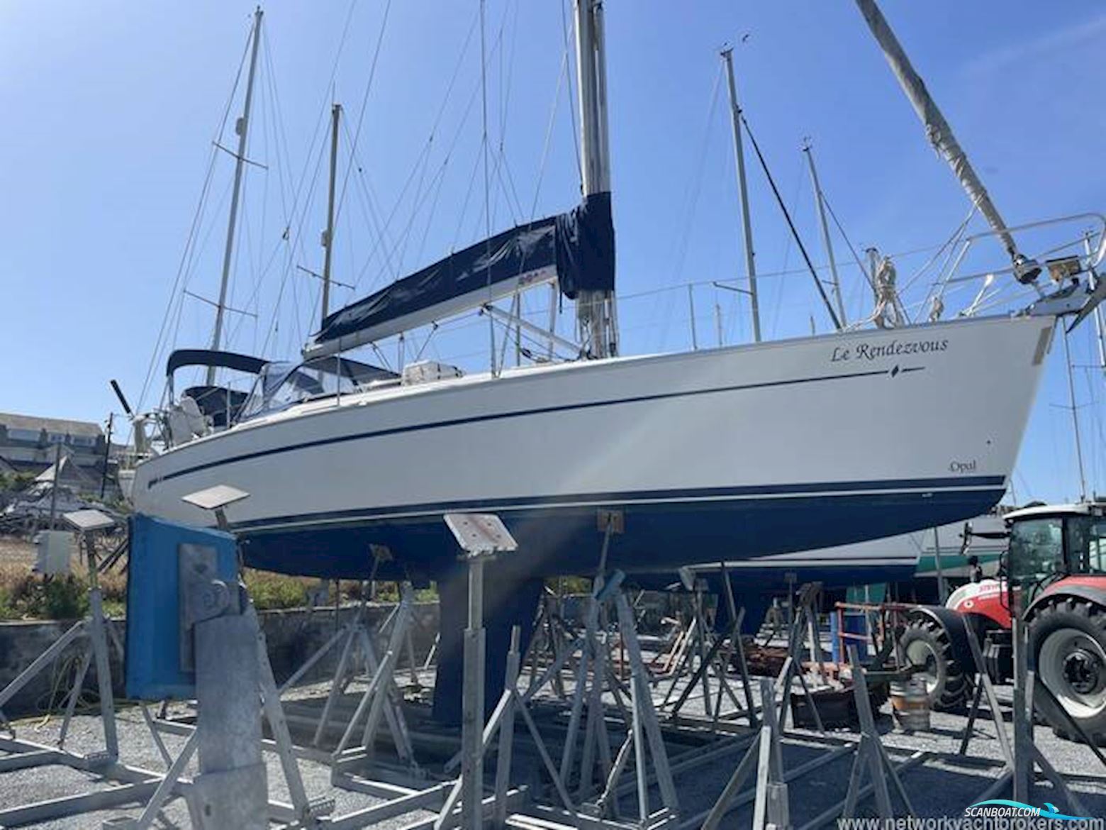 Bavaria 38