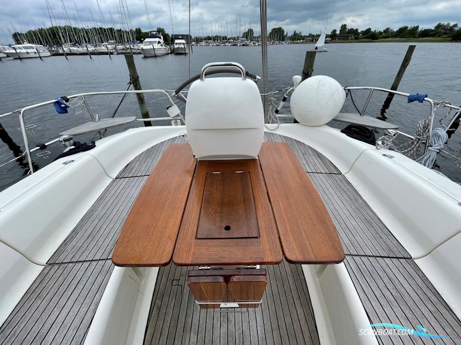 Bavaria 39