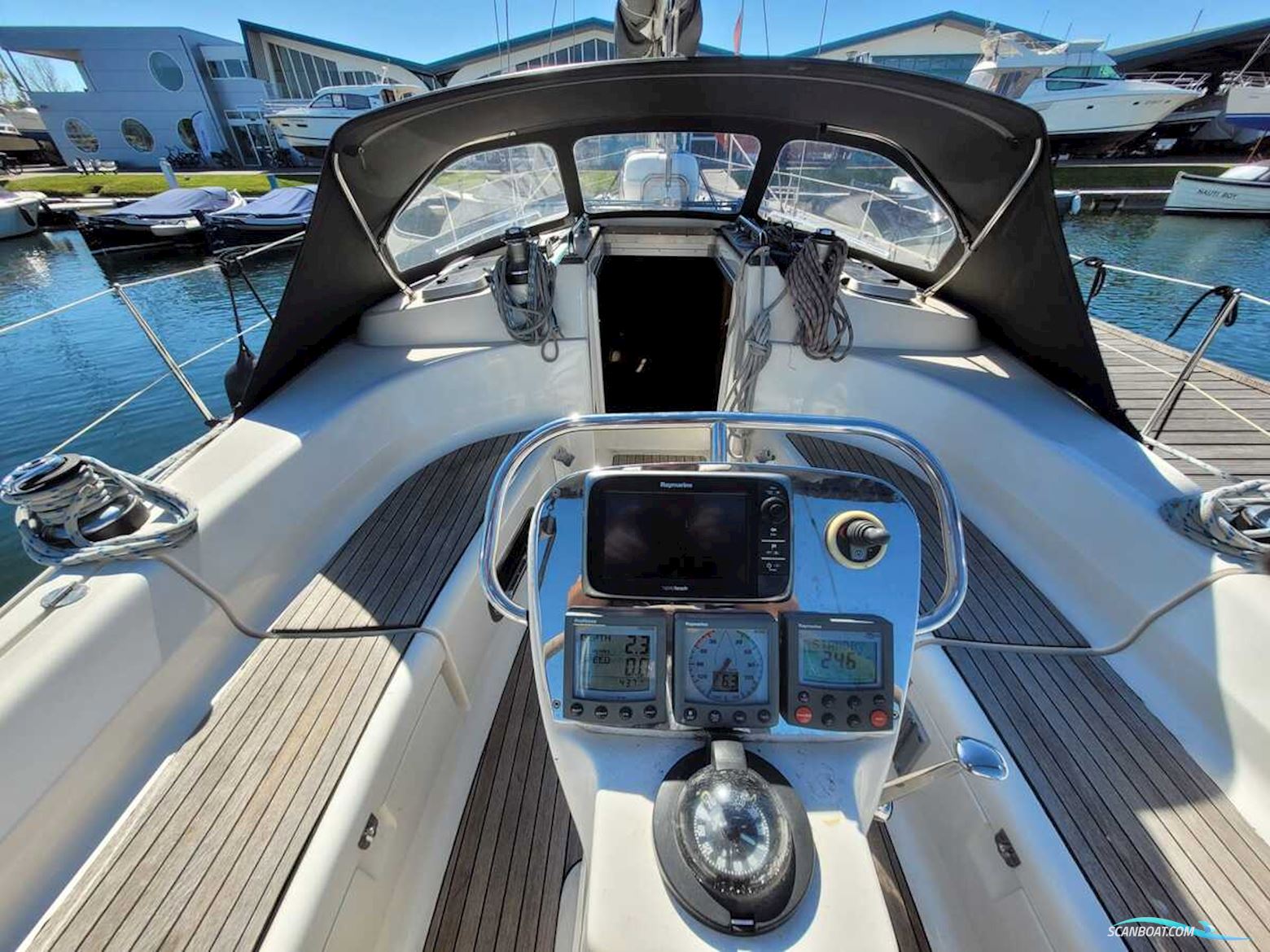 Bavaria 40-3