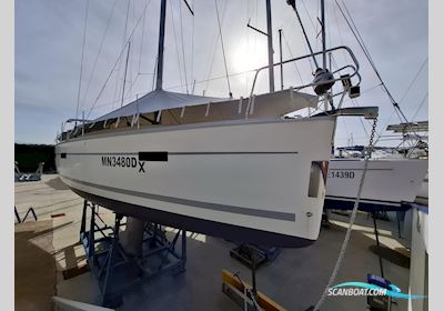 Bavaria 40 Cruiser - 2011 Zeilboten 2011, met Volvo Penta D2-40 motor, Italië